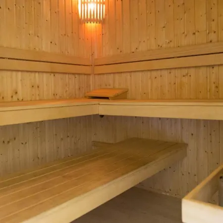 De Goudvink 7-persoons, Overdekte Hottub En Loungebank, Finse Sauna, Wifi, Sunshower Сasa de vacaciones