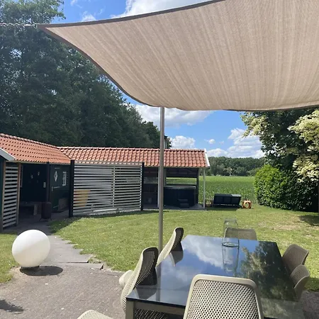 De Goudvink 7-persoons, Overdekte Hottub En Loungebank, Finse Sauna, Wifi, Sunshower Holiday home *