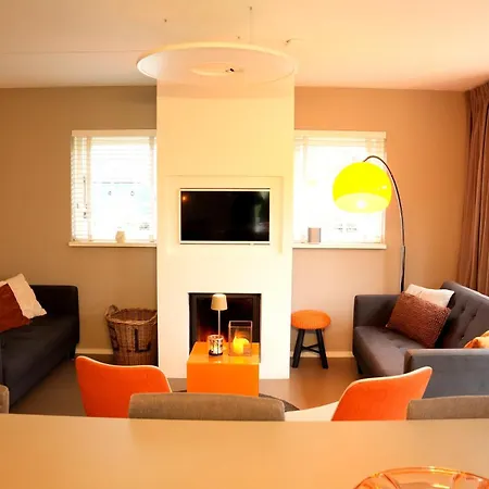 De Goudvink 7-persoons, Overdekte Hottub En Loungebank, Finse Sauna, Wifi, Sunshower