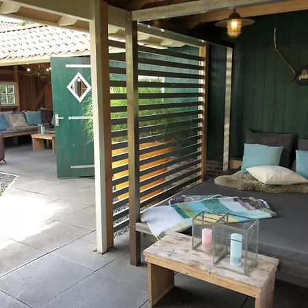 Ferienhaus De Goudvink 7-persoons, Overdekte Hottub En Loungebank, Finse Sauna, Wifi, Sunshower *