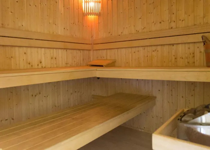 De Goudvink 7-persoons, Overdekte Hottub En Loungebank, Finse Sauna, Wifi, Sunshower Сasa de vacaciones