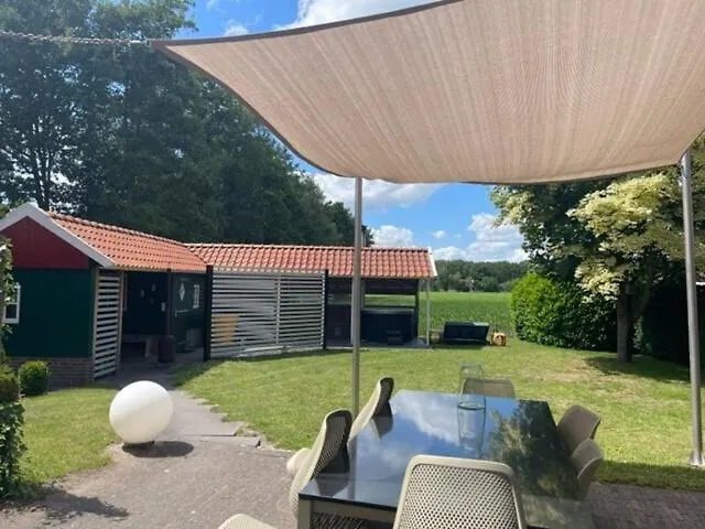 De Goudvink 7-persoons, Overdekte Hottub En Loungebank, Finse Sauna, Wifi, Sunshower Сasa de vacaciones *