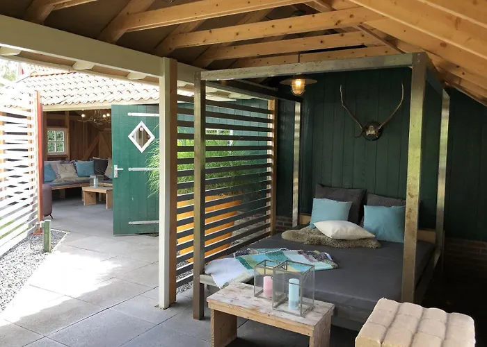 De Goudvink 7-persoons, Overdekte Hottub En Loungebank, Finse Sauna, Wifi, Sunshower