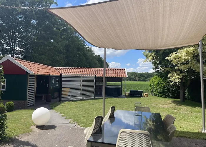 De Goudvink 7-persoons, Overdekte Hottub En Loungebank, Finse Sauna, Wifi, Sunshower Dom wakacyjny *