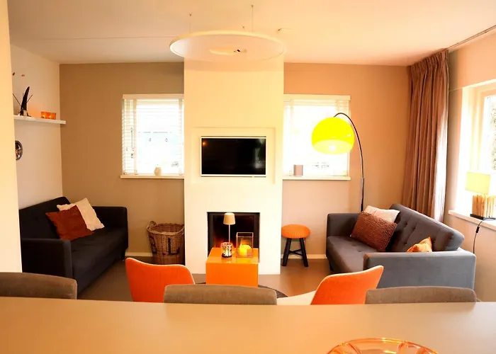 De Goudvink 7-persoons, Overdekte Hottub En Loungebank, Finse Sauna, Wifi, Sunshower